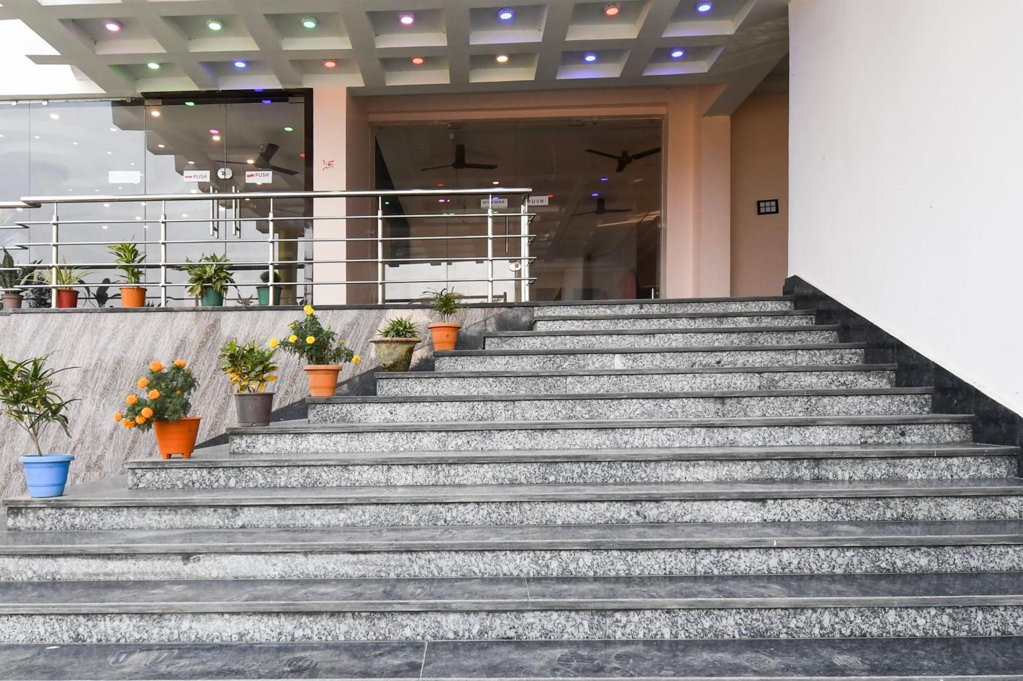 Hotel O Nilmadhab International Tarapith Ngoại thất bức ảnh
